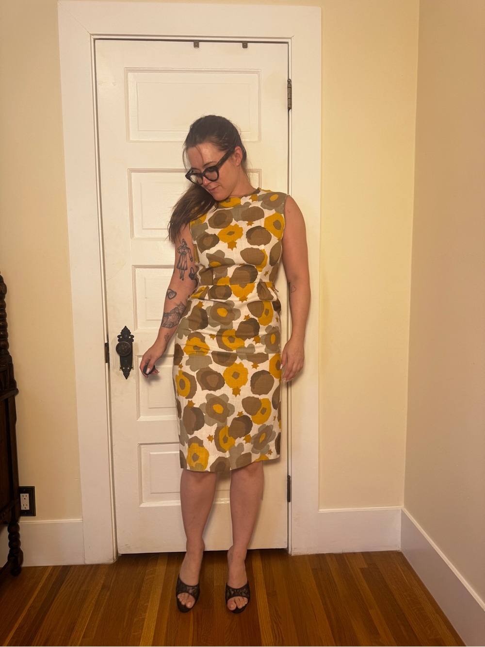 60s Vintage Floral Linen Wiggle Dress Sz M